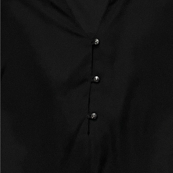 New! New York & Co Black Blouse Size Large - Picture 2 of 5